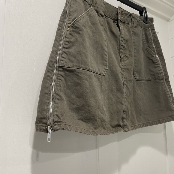 River Island Mini Skirt - Picture 3 of 7